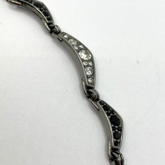 Necklace Rhinestones Scalloped Design 15”+3” - Picture 13 of 14